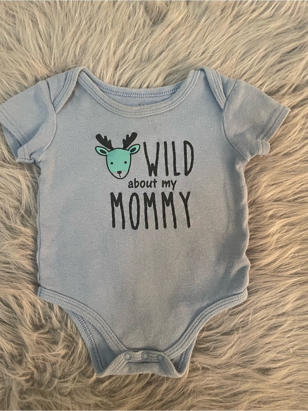 🐶Baby Blue "Wild About My Mommy" One-Piece Bodysuit